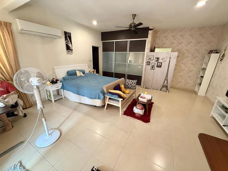 Rumah Teres 3-Tingkat untuk Dijual di Taman Bukit Prima (Cheras) - Danilo Lim - PropertyGuru.com.my