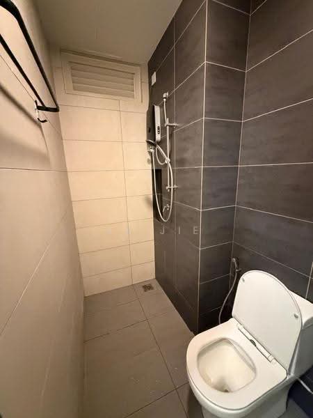 Kediaman Servis untuk Disewa di Horizon Suites - Eu Jie - Bathroom - PropertyGuru.com.my