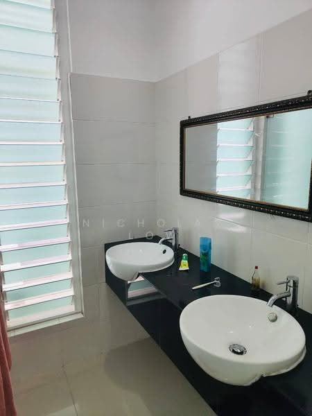 Condominium for Rent at One Medini - Nicholas Low - Bathroom - PropertyGuru.com.my