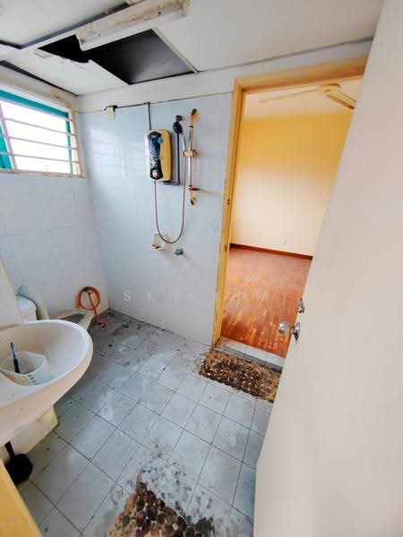 Condominium for Rent at BBK Condominium - Sky Lim - PropertyGuru.com.my