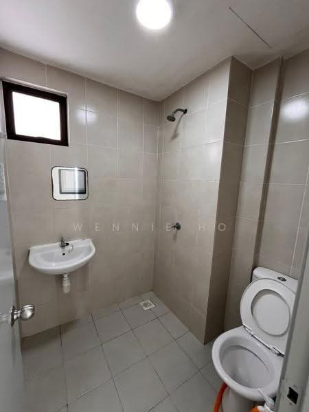 Apartment for Sale at Suria Ixora - Wennie Ho - Bathroom - PropertyGuru.com.my