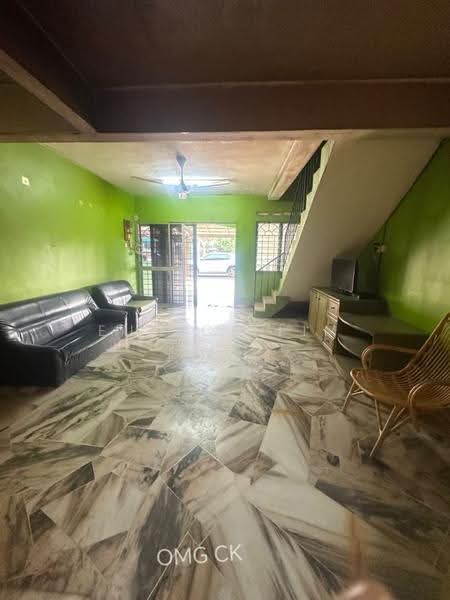 2-storey Terraced House for Sale in Jenjarom (Selangor) - Eunice Lim - Living Room - PropertyGuru.com.my