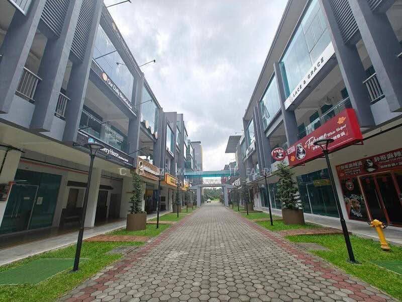 Shop for Rent in Bandar Baru Permas Jaya (Permas Jaya) - Caryn Ter - Exterior - PropertyGuru.com.my