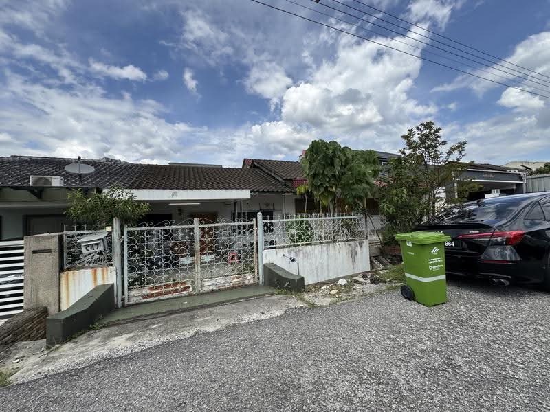 Rumah Teres 1-Tingkat untuk Dijual di Salak South (Kuala Lumpur) - Billy Chan - Exterior - PropertyGuru.com.my