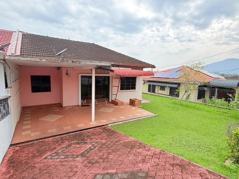 Rumah Berkembar untuk Dijual di Taman Sunrise (Kluang) - May Tan - Exterior - PropertyGuru.com.my