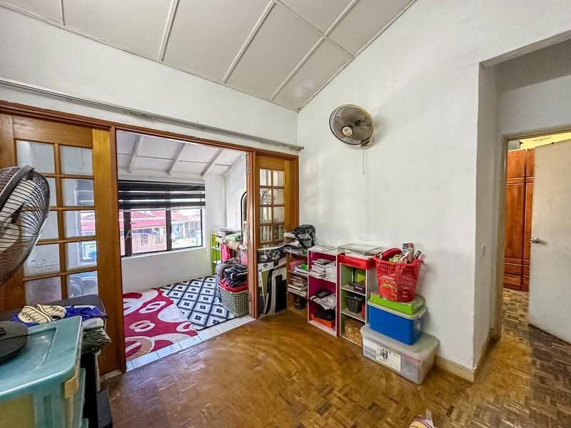 2-storey Terraced House for Sale in Taman Bunga Negara (Shah Alam) - Ahmad Ikhwan Arif - Interior - PropertyGuru.com.my