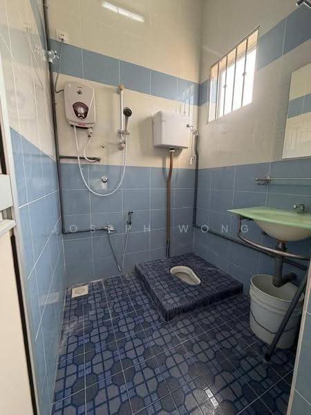 1-storey Terraced House for Rent in Taman Perpaduan Koperasi (Ipoh) - Joseph Wong - Bathroom - PropertyGuru.com.my