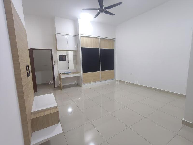 2-storey Terraced House for Sale in Bandar Putra Kulai (Kulai) - Weinie Chon - Bedroom - PropertyGuru.com.my