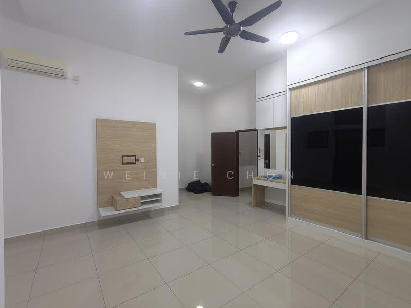 2-storey Terraced House for Sale in Bandar Putra Kulai (Kulai) - Weinie Chon - Bedroom - PropertyGuru.com.my