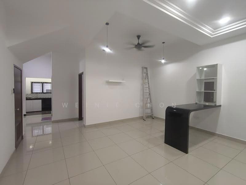 2-storey Terraced House for Sale in Bandar Putra Kulai (Kulai) - Weinie Chon - Living Room - PropertyGuru.com.my