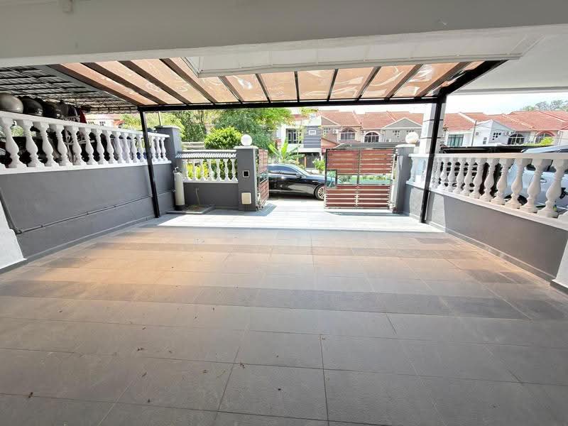 Rumah Teres 2-Tingkat untuk Dijual di Taman Sri Kluang (Kluang) - May Tan - Exterior - PropertyGuru.com.my