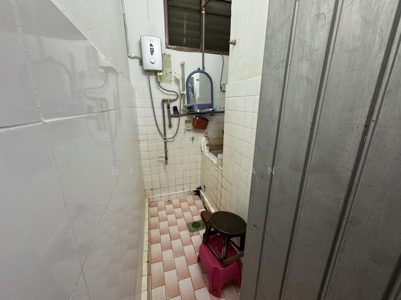 Rumah Teres 1-Tingkat untuk Dijual di Salak South (Kuala Lumpur) - Billy Chan - Bathroom - PropertyGuru.com.my