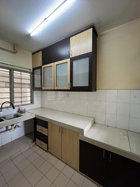 Kondominium untuk Disewa di Paradesa Tropica - Jeanny Koh - Kitchen - PropertyGuru.com.my