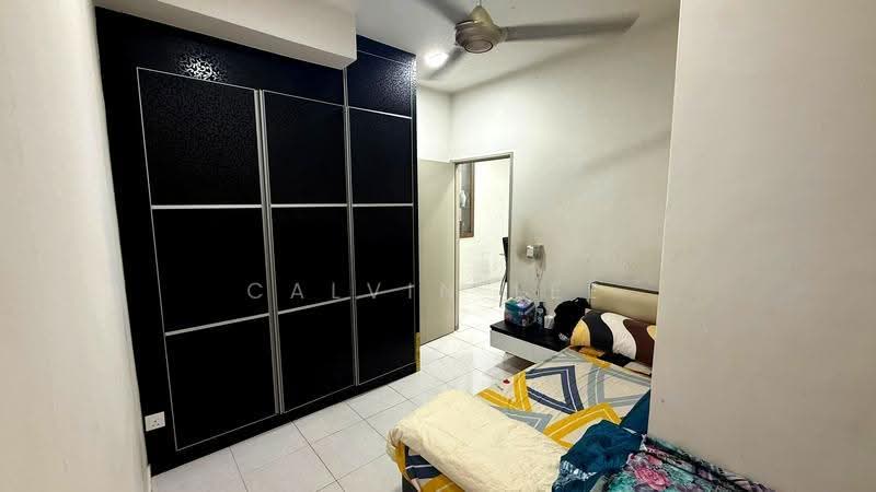 2.5-storey Terraced House for Sale in Taman Setia Indah (Tebrau) - Calvin Lee - Bedroom - PropertyGuru.com.my