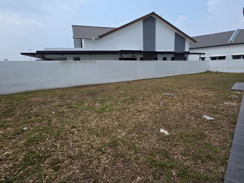 Semi-Detached House for Sale in Bandar Putra Kulai (Kulai) - Caryn Ter - Exterior - PropertyGuru.com.my