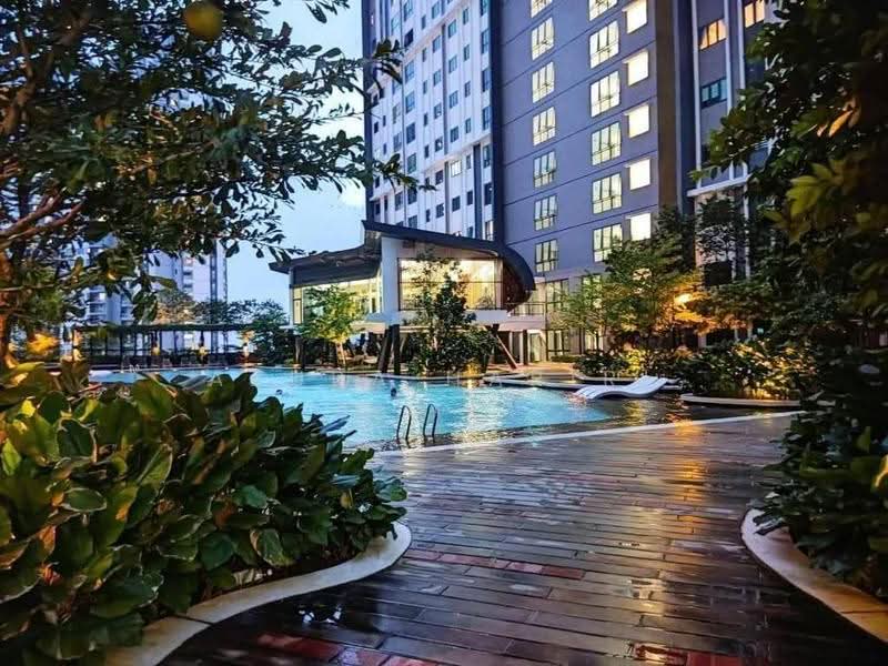 Service Residence for Sale at M Centura - Azura Hariri - Exterior - PropertyGuru.com.my