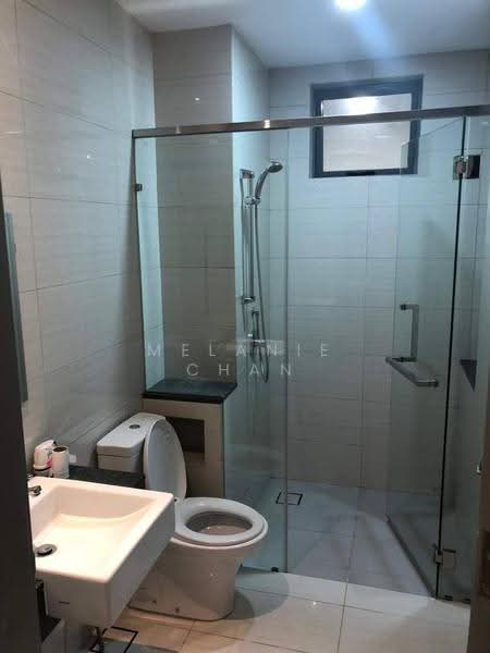 Kediaman Servis untuk Dijual di Reflection Residences - Melanie Chan - Bathroom - PropertyGuru.com.my