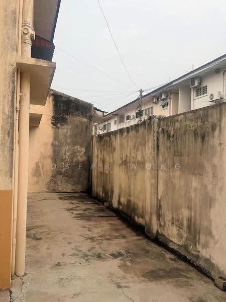 2-storey Terraced House for Sale in Ampang Ipoh (Ipoh) - Joseph Wong - Exterior - PropertyGuru.com.my