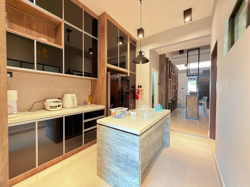 2-storey Terraced House for Sale in Taman Mengkibol (Kluang) - May Tan - Kitchen - PropertyGuru.com.my