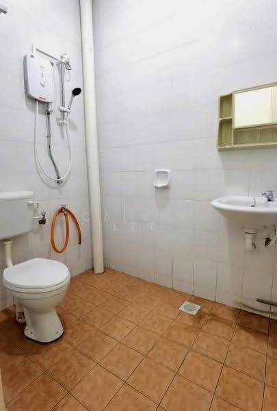 Rumah Teres 1-Tingkat untuk Dijual di Taman Setia Indah (Tebrau) - Calvin Lee - Bathroom - PropertyGuru.com.my