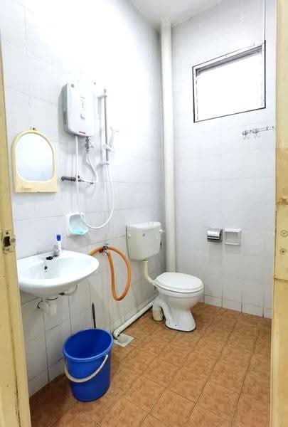 Rumah Teres 1-Tingkat untuk Dijual di Taman Setia Indah (Tebrau) - Calvin Lee - Bathroom - PropertyGuru.com.my