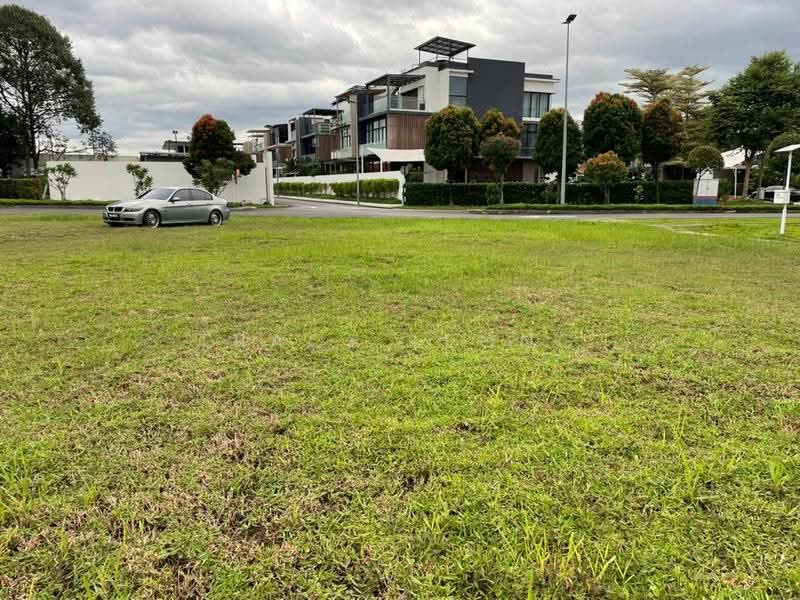 Residential Land for Sale in Lake Edge (Puchong) - Tracy Leong - PropertyGuru.com.my