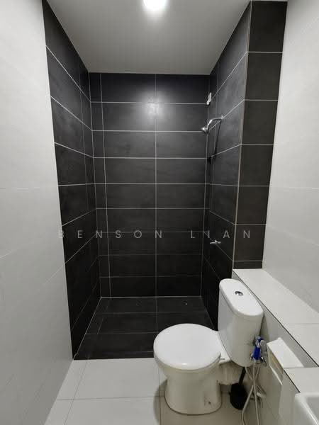 Semi-Detached House for Sale in Puncak Alam (Selangor) - Benson Lian - Bathroom - PropertyGuru.com.my
