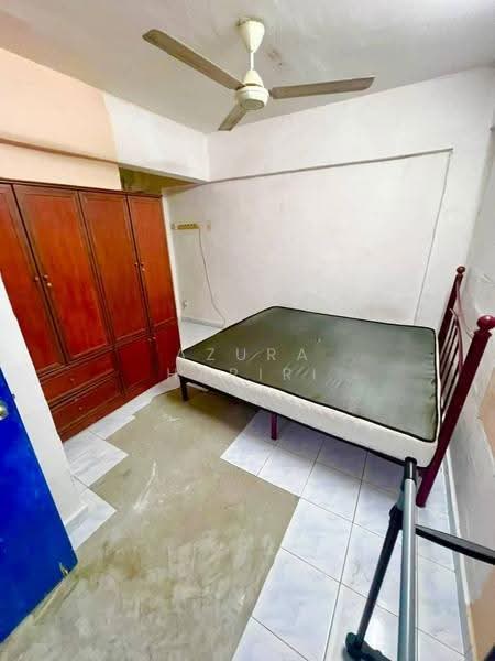 Flat for Sale at Danau Kota Flat - Azura Hariri - Bedroom - PropertyGuru.com.my