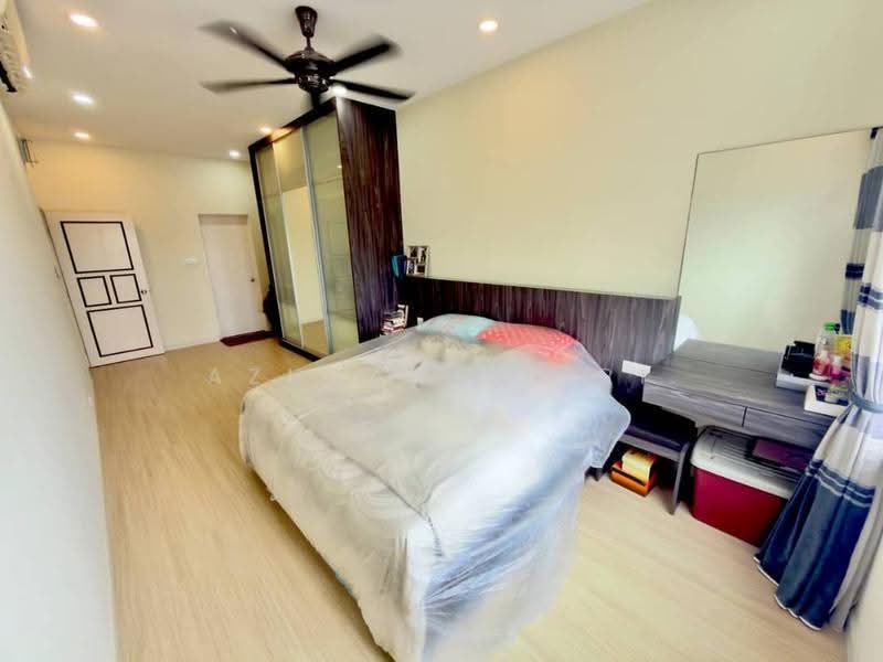 Condominium for Sale at Residensi Rampai (The Parc Tower) - Azura Hariri - Bedroom - PropertyGuru.com.my