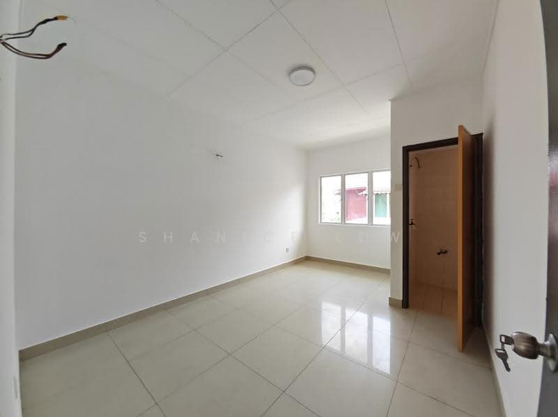 2-storey Terraced House for Sale in TAMAN PUCHONG UTAMA (Puchong) - Shanice Low - Interior - PropertyGuru.com.my