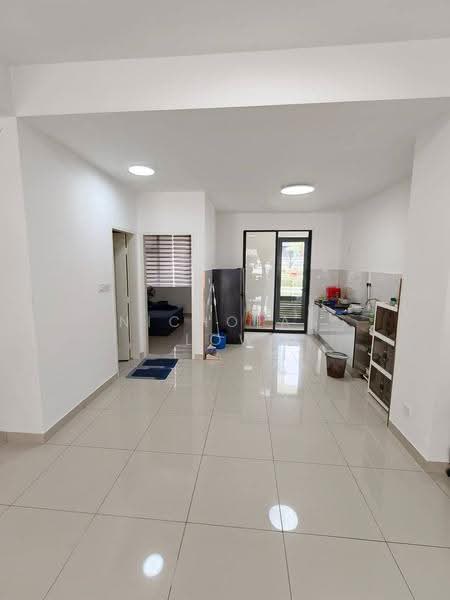 2-storey Terraced House for Rent in Taman Damansara Aliff (Tampoi) - Nicholas Low - Interior - PropertyGuru.com.my