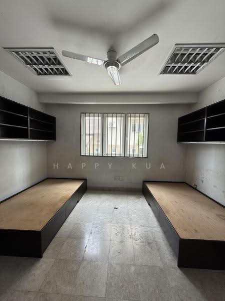Bungalow House for Sale in Tropicana (Petaling Jaya) - Happy Kua - Bedroom - PropertyGuru.com.my