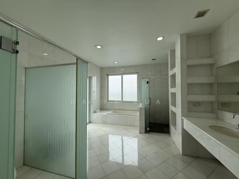 Bungalow House for Sale in Tropicana (Petaling Jaya) - Happy Kua - Bathroom - PropertyGuru.com.my