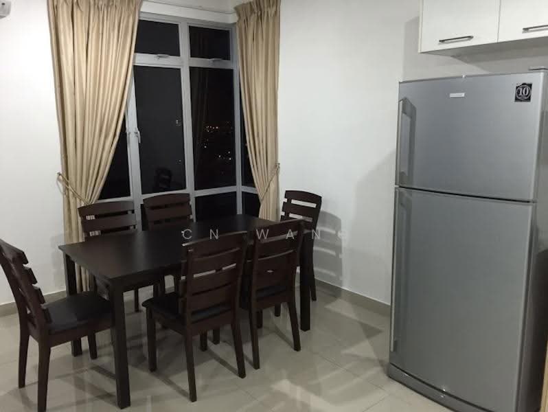 Kediaman Servis untuk Disewa di D'Ambience Residences (Pangsapuri Ikatan Flora) - CN Wang - Dining Room - PropertyGuru.com.my