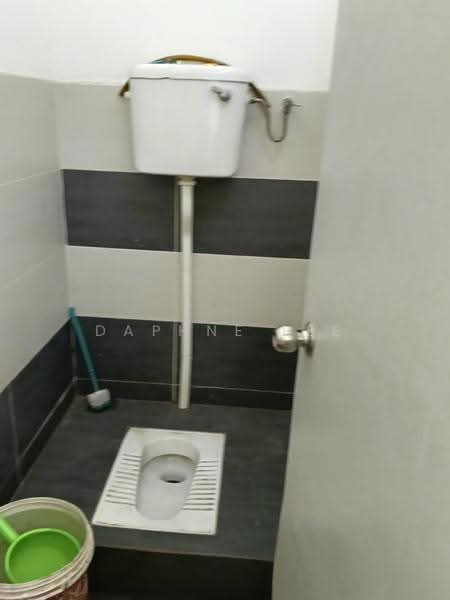 Kilang untuk Disewa di Kawasan Perindustrian SILC (Iskandar Puteri (Nusajaya)) - Daphne Lee - Bathroom - PropertyGuru.com.my