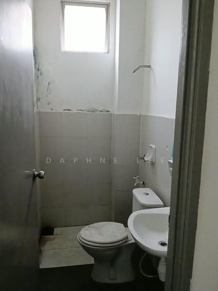 Kilang untuk Disewa di Kawasan Perindustrian SILC (Iskandar Puteri (Nusajaya)) - Daphne Lee - Bathroom - PropertyGuru.com.my