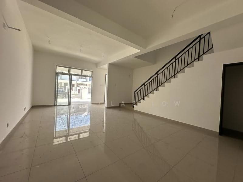2-storey Terraced House for Rent in Johor Bahru (Johor) - Nicholas Low - Living Room - PropertyGuru.com.my