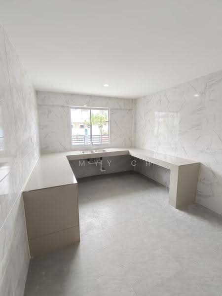 2-storey Terraced House for Sale in Kuching (Sarawak) - Jimmyy Chin - Kitchen - PropertyGuru.com.my