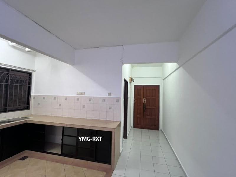 Apartment for Rent at Prima Bayu Apartment - Ivy Por - Kitchen - PropertyGuru.com.my