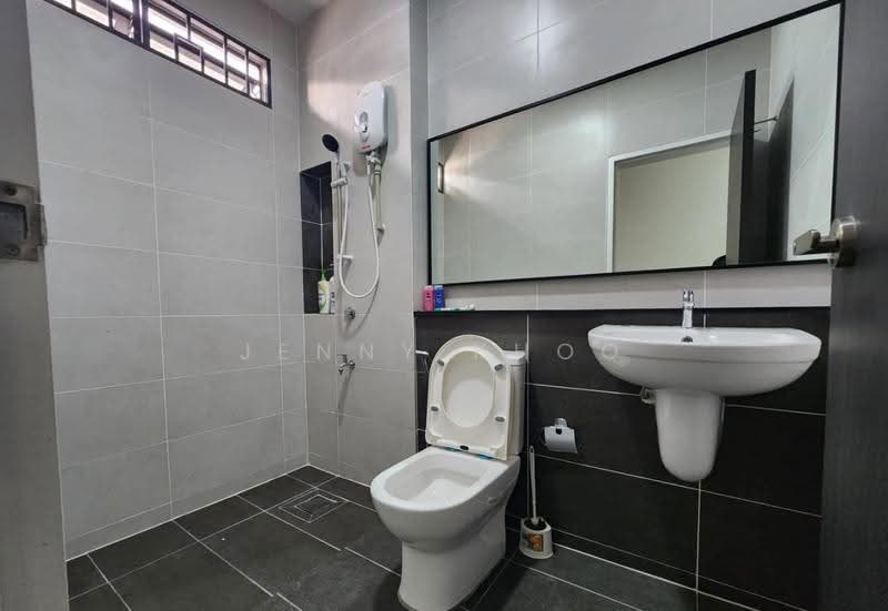 Rumah Teres 2-Tingkat untuk Dijual di Elmina (Shah Alam) - Jenny Khoo - Bathroom - PropertyGuru.com.my
