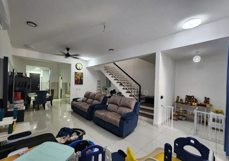 Rumah Teres 2-Tingkat untuk Dijual di Elmina (Shah Alam) - Jenny Khoo - Living Room - PropertyGuru.com.my