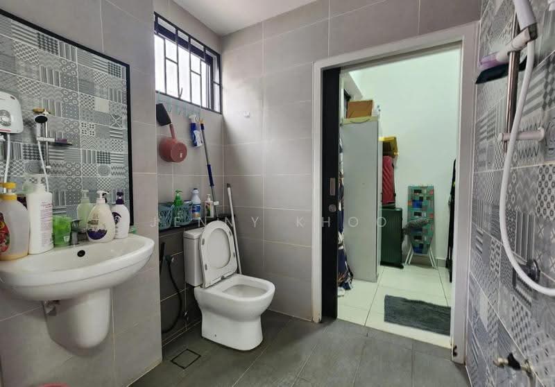 Rumah Teres 2-Tingkat untuk Dijual di Elmina (Shah Alam) - Jenny Khoo - Bathroom - PropertyGuru.com.my