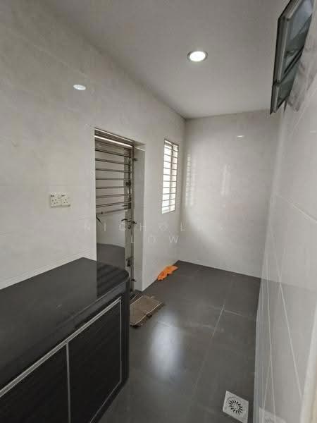 Rumah Teres 2-Tingkat untuk Disewa di Taman Desa Tebrau (Tebrau) - Nicholas Low - Interior - PropertyGuru.com.my