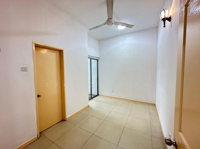 2-storey Terraced House for Sale in D'alpinia (Puchong) - Zuraidah Dan - Bedroom - PropertyGuru.com.my