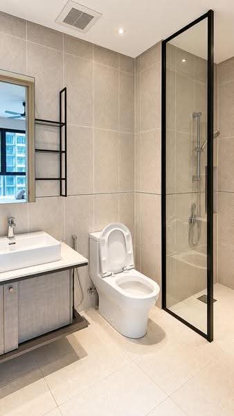 Kediaman Servis untuk Dijual di Millerz Square Serviced Residence - Kok KH - Bathroom - PropertyGuru.com.my