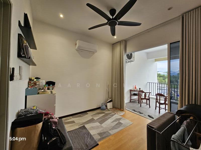 3-storey Terraced House for Sale in Penampang (Sabah) - Aaron Chu - Living Room - PropertyGuru.com.my