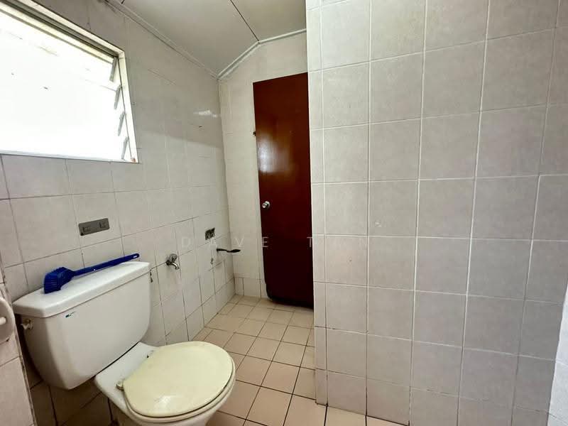 Rumah Teres 2-Tingkat untuk Dijual di Kota Emerald (Rawang) - Dave Tan - Bathroom - PropertyGuru.com.my