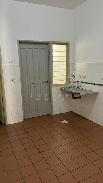 Rumah Teres 2-Tingkat untuk Disewa di Taman Pakatan Jaya (Ipoh) - Joseph Wong - Kitchen - PropertyGuru.com.my