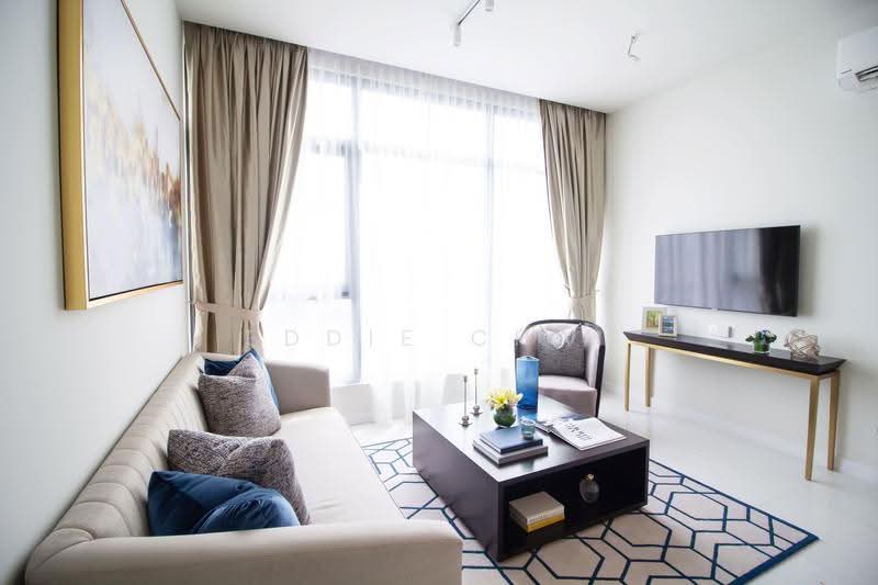 Service Residence for Sale at Service Suites @ Pavilion Embassy - Eddie Chai - Living Room - PropertyGuru.com.my