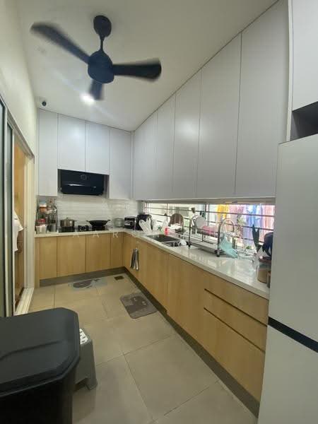 3-storey Terraced House for Sale in Penampang (Sabah) - Aaron Chu - Kitchen - PropertyGuru.com.my